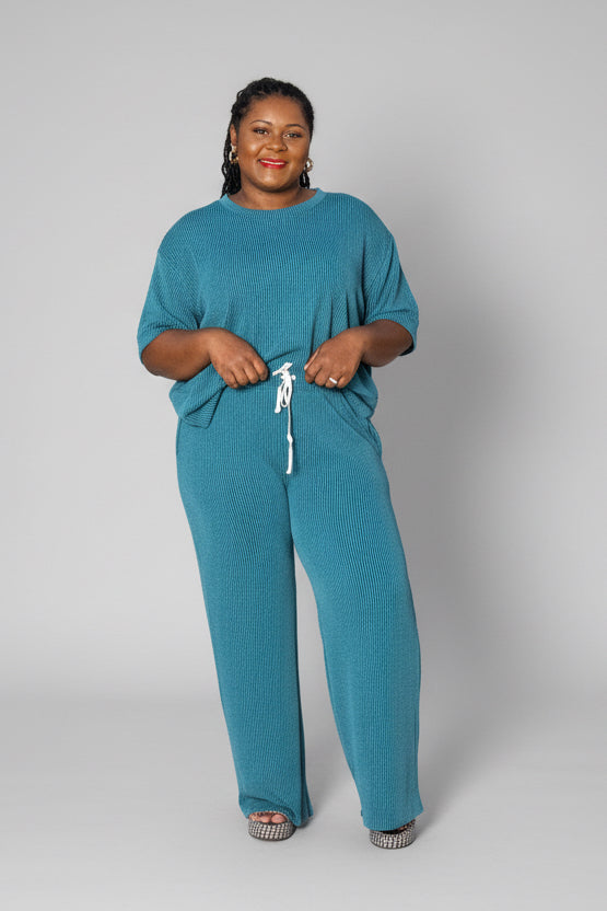 The Everyday Ribbed Lounge Set (Plus)